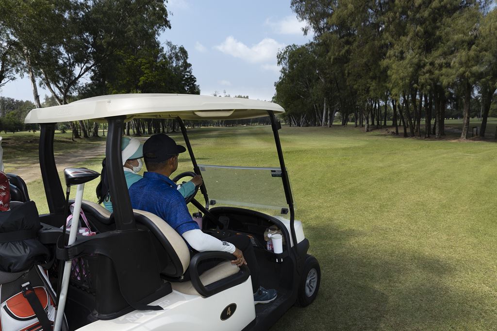 affordable golf carts at Ekachai Golf Club bangkok thailand
