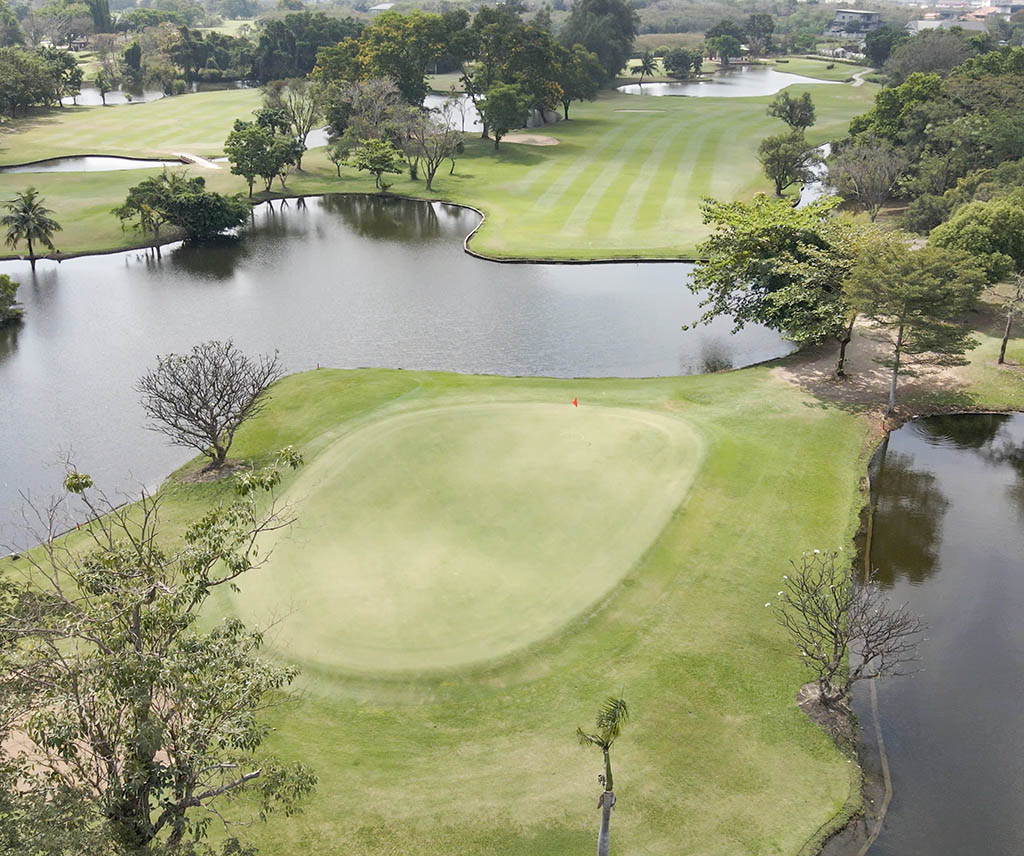 Ekachai Golf Club Bangkok Thailand Course B Hole 4